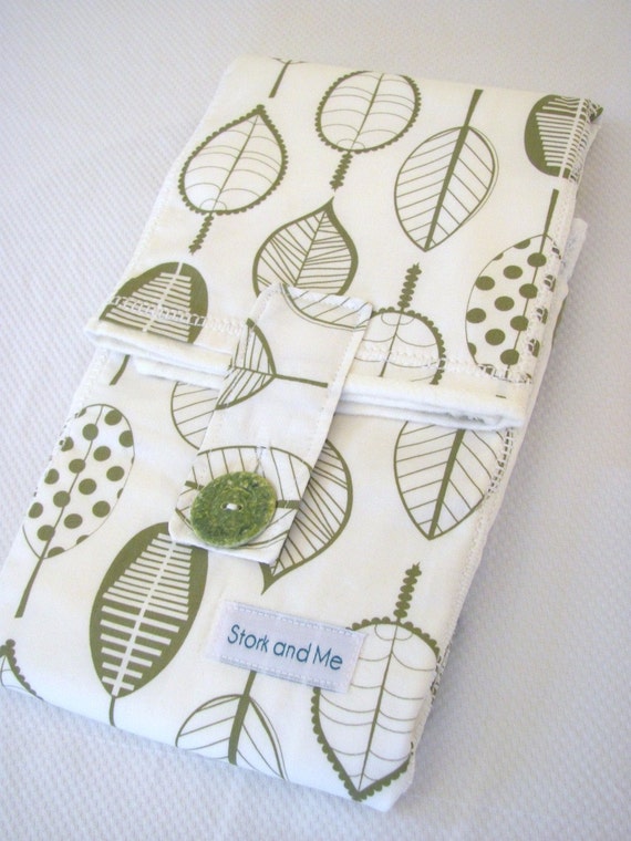 HEARTSY Organic Changing Pad and Diaper Clutch