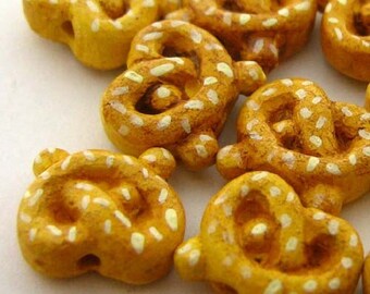 20 Tiny Ceramic Pretzel Beads - CB685