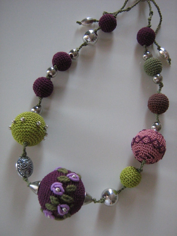 Crochet jewelry - Monami