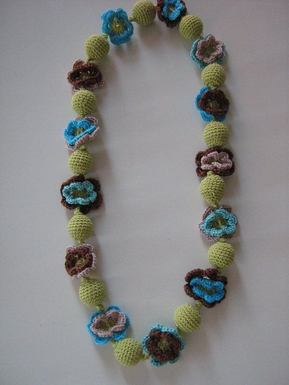 Crochet jewelry - Monami