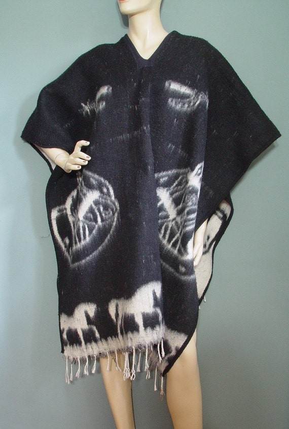 Items similar to Vintage Black White Horse Blanket Poncho Reversible on