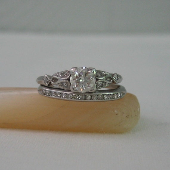 platinum antique wedding ring sets