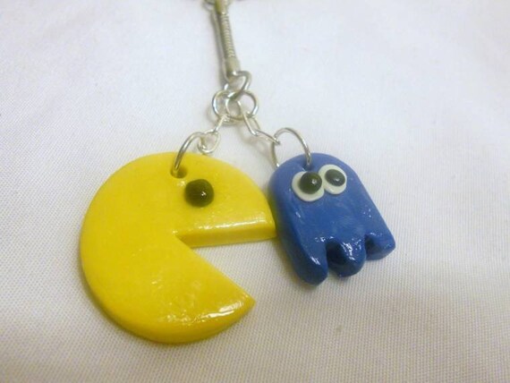 Items similar to Pac Man Keychain on Etsy