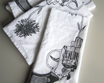 Screen Printed Organic Cotton Revolver and Daisy Cloth Napkins - Unique Dinner Napkins - Eco Friendly and Reusable