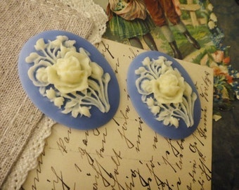 4Pcs Flowers In The Blue Sky 30mmx40mm Cameos