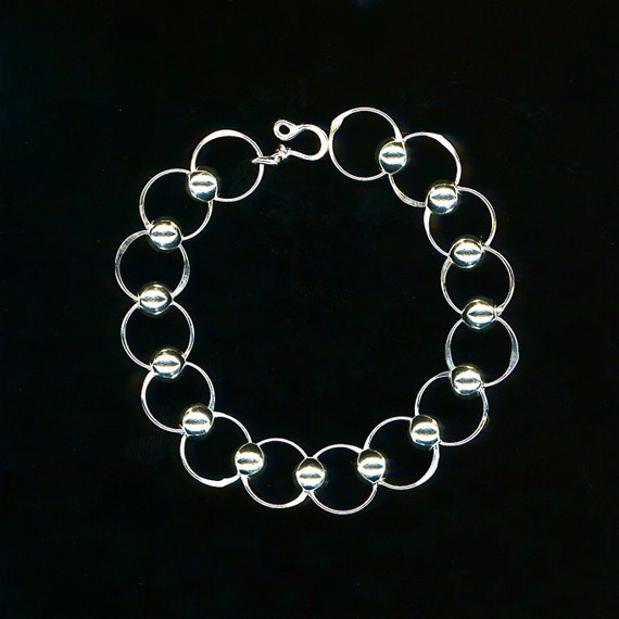 Items similar to Chain Link Wire Bracelet Beaded Circle Silver Sterling ...
