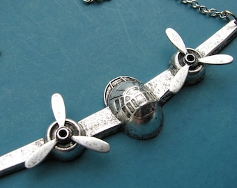 airplane necklace - silver - moving propellers - pan am jewelry