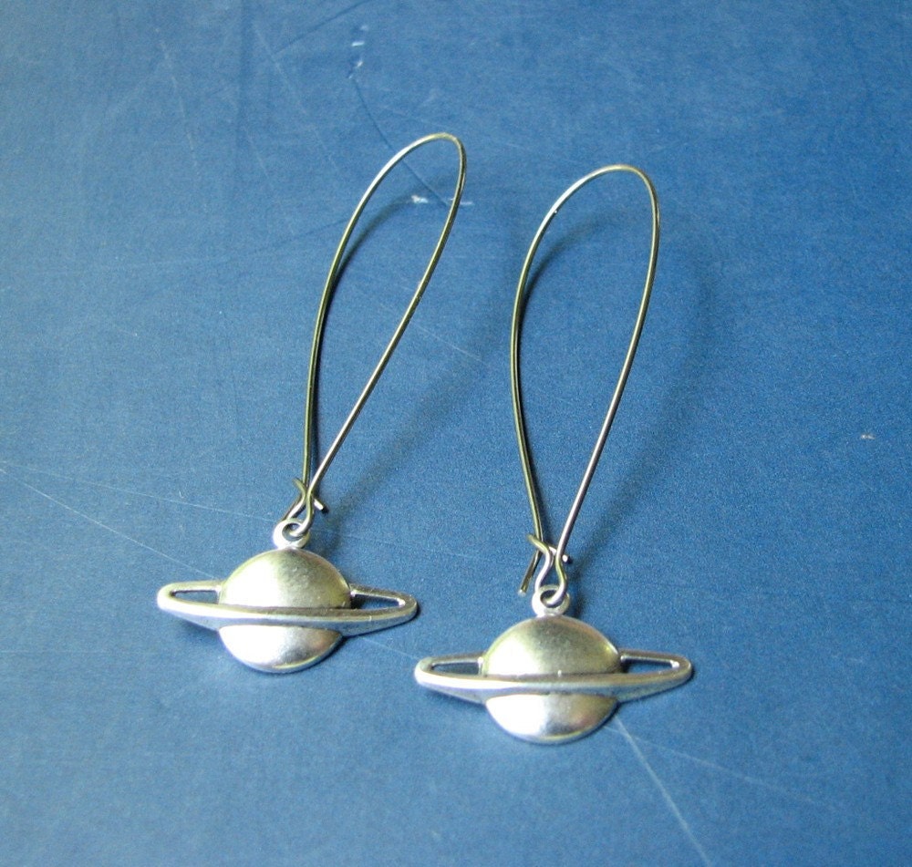 saturn earrings amazon
