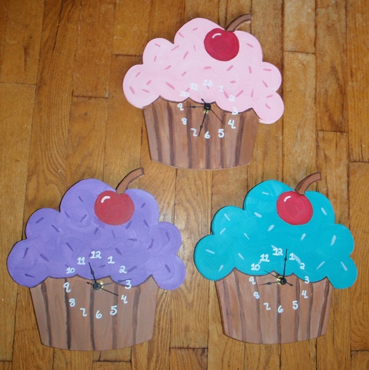 Cupcake Clock