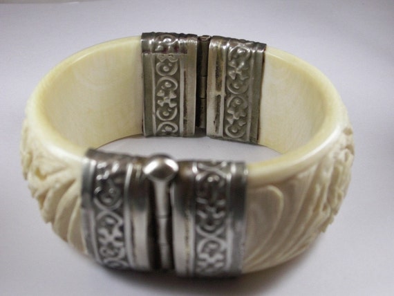 Antique Carved Genuine Elephant Ivory Bangle Cuff Bracelet