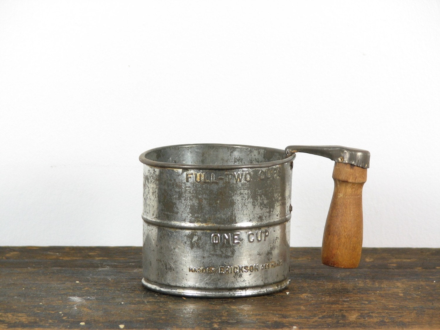 Vintage Metal Flour Sifter 2 Cups with Wood by BridgewoodPlace