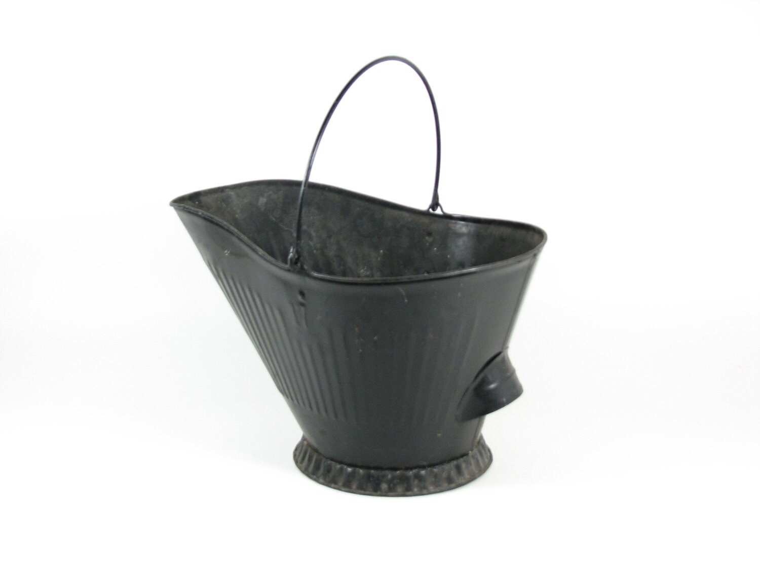 Vintage Coal Scuttle Bucket Ash Pail Black Metal Bucket