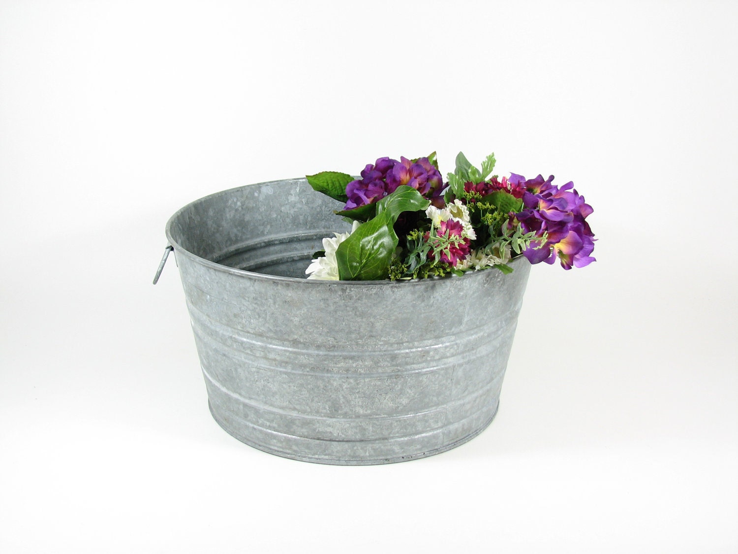 Vintage Galvanized Wash Tub Basin Outdoor Planter