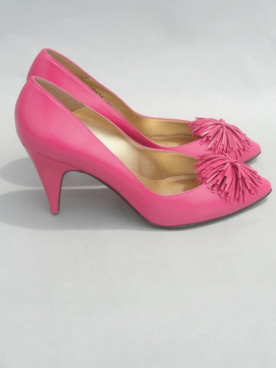 Vintage Hot Pink Pom Pom PROXY Pumps by HouseOfLenora on Etsy