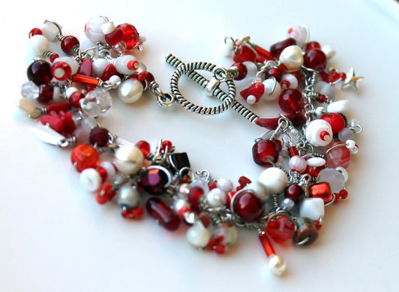 valentine beaded charm bracelet. beaded fringe bracelet red
