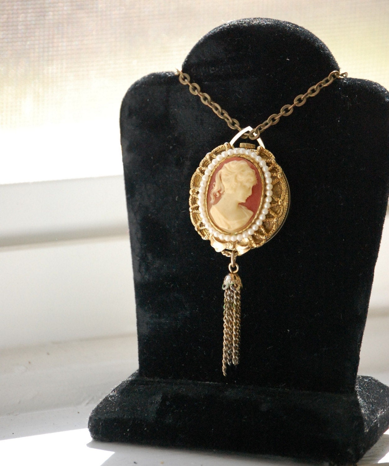 Vintage Lucerne Cameo Watch Pendant FREE SHIPPING ANYWHERE