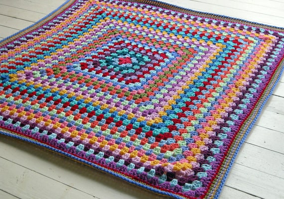 Timeless Cosy Crochet Vintage Style Granny Square Blanket Afghan Throw