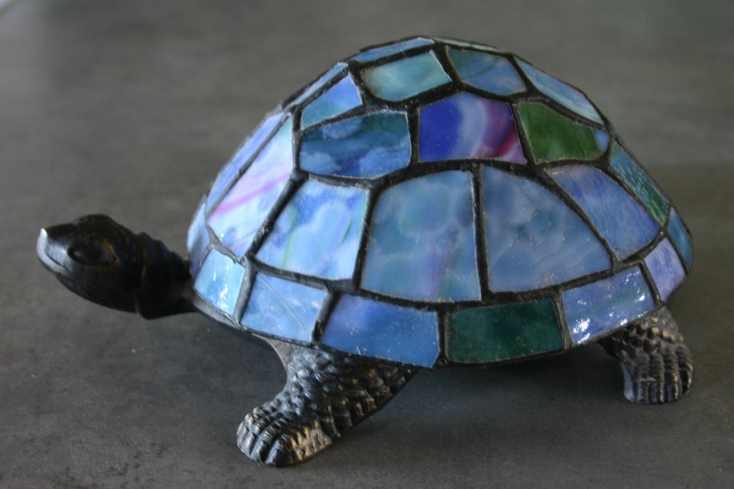 Collectible Stained Glass Turtle Lamp