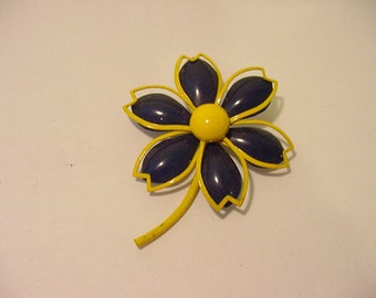Vintage Yellow And Blue Metal Flower Brooch 11 -1948