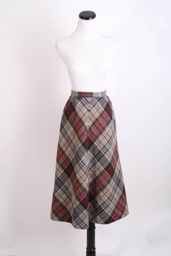 Plaid / 1970s Kilt / 70s Skirt / Vintage Skirt / by aiseirigh