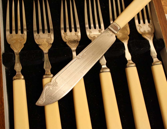 Antique Cutlery Flatware Boxed Silver Engraved French Ivory