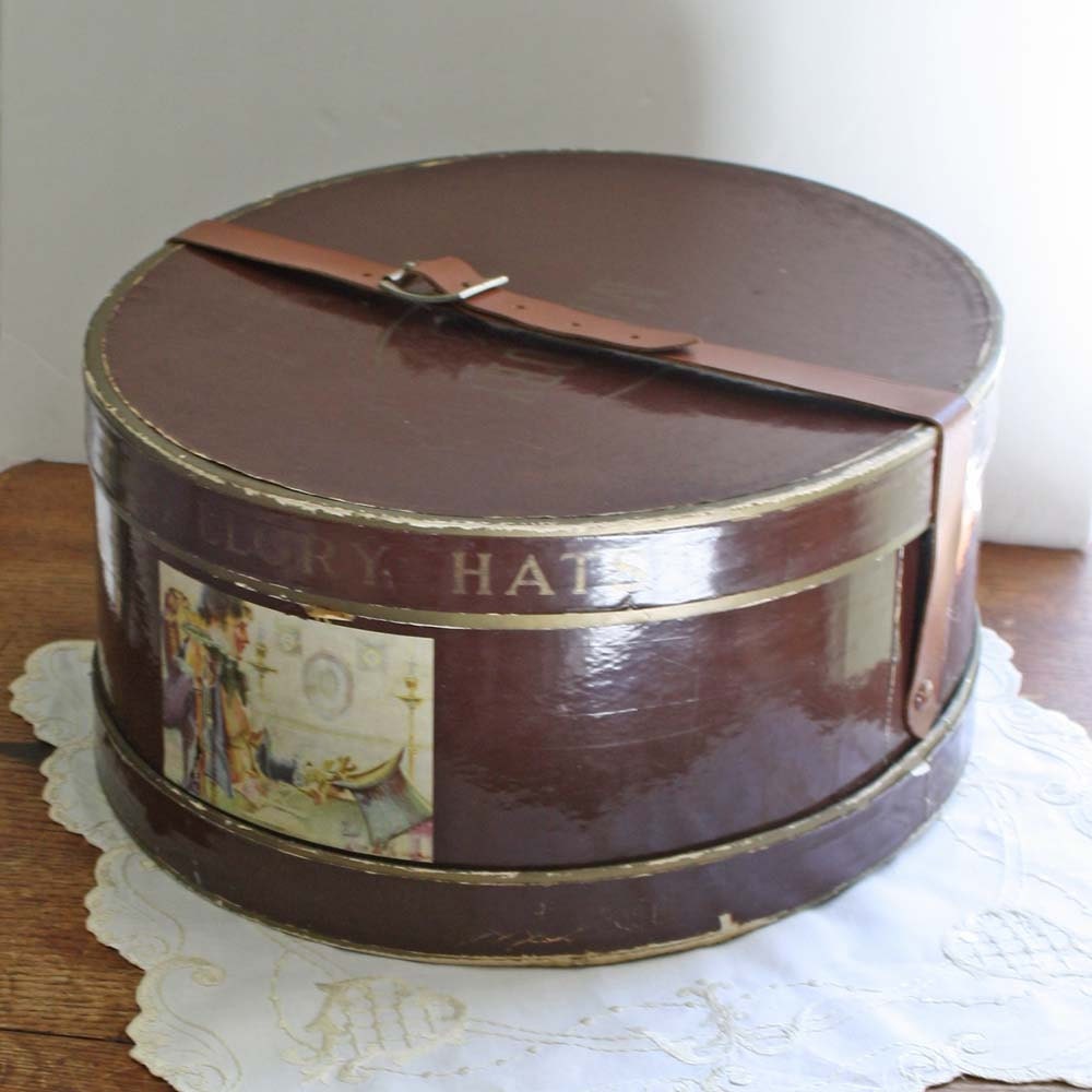 Vintage Hat Box circa 1940s Mallory Hatbox