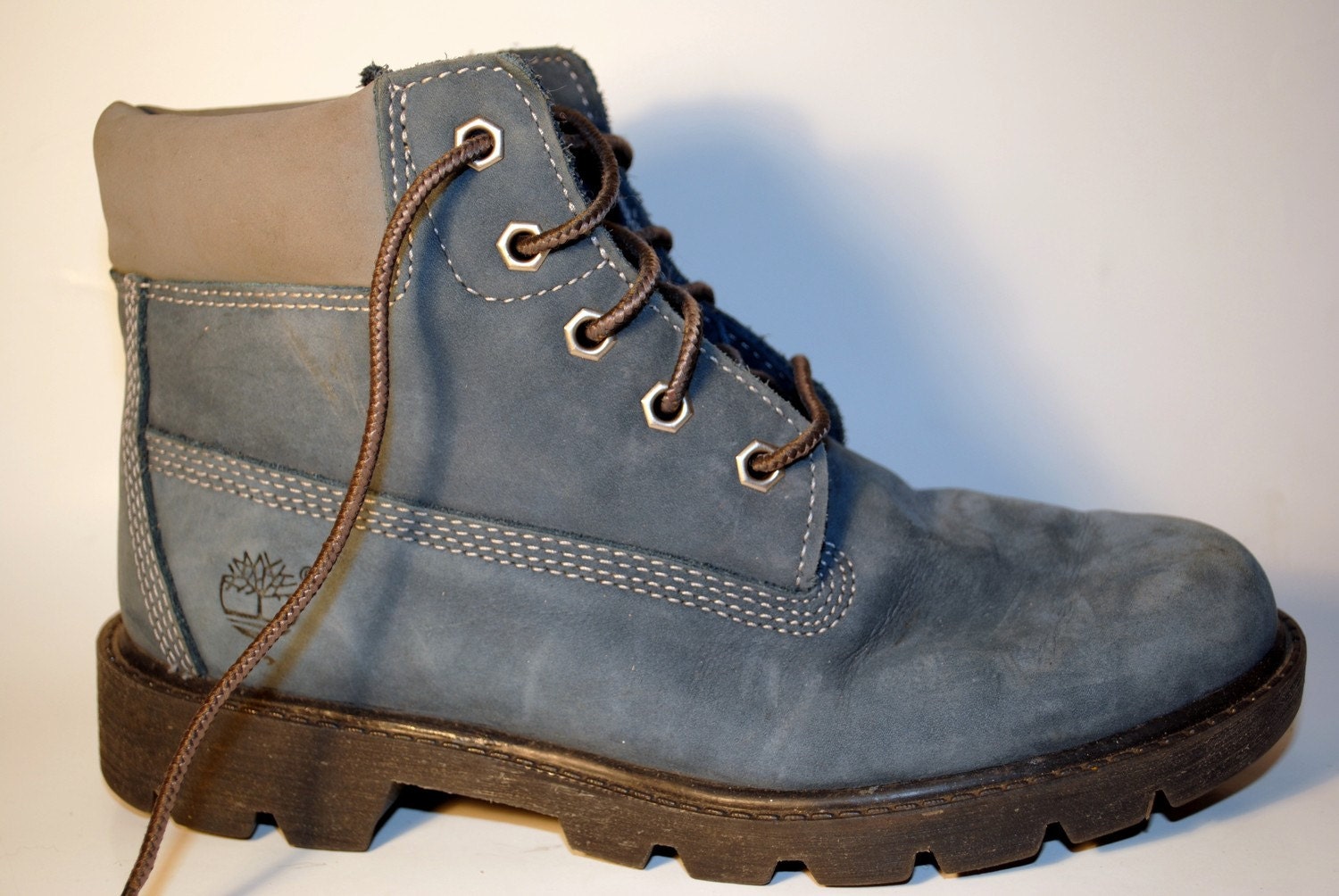 Vintage blue suede Timberland hiking boots Size 8
