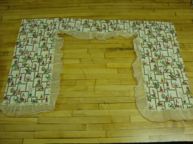 Vintage 1940s Kitchen Curtain With Colonial Motifs   Il Fullxfull.314030282 