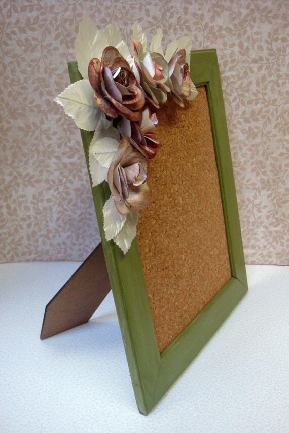 Memo Cork Board Frame Decorated with paper Roses FOR EMMA