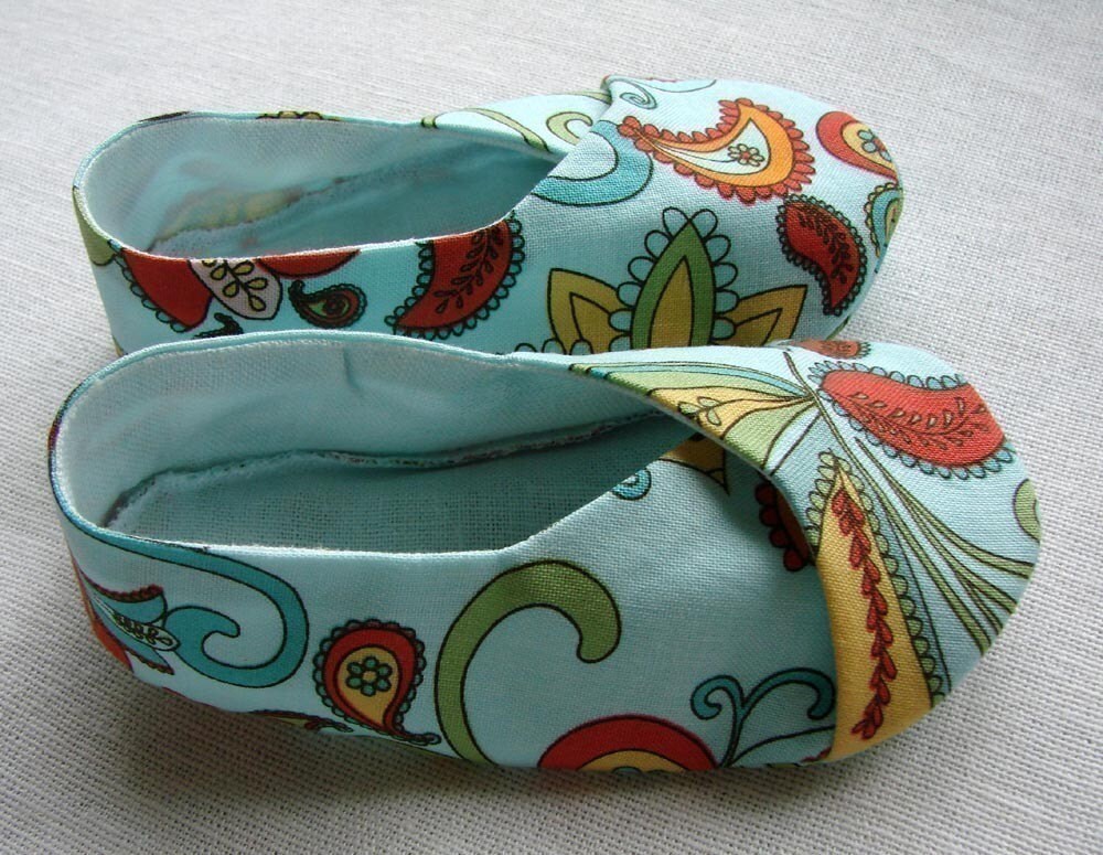 Baby and Toddler Kimono Shoes Sewing Pattern PDF