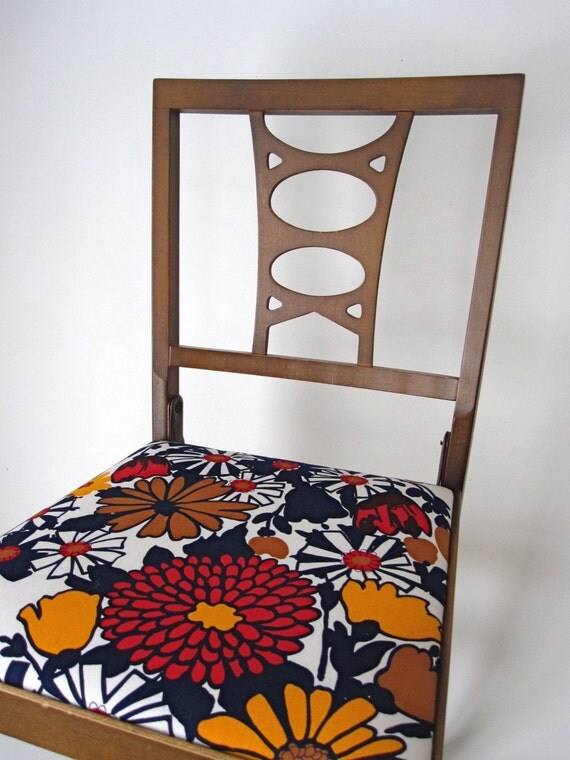 Items similar to Vintage Folding Chair on Etsy