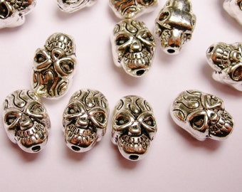 Skull Silver color beads hypoallergenic- 24 pcs - drill top to bottom - ZAS -10