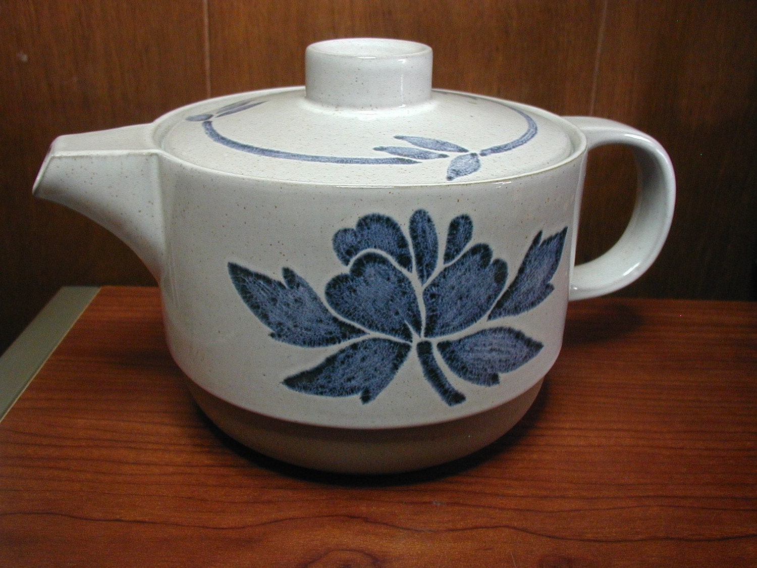Midwinter Wedgewood Pottery England Teapot with Blue Stoneware