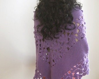 Beautiful Triangle Violet Shawl