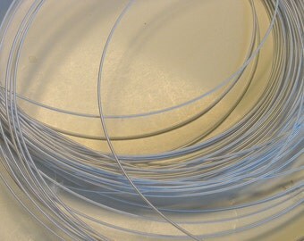 White rayon covered 19 gauge millinery wire (5 yards)