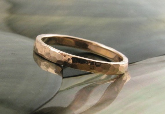 gold hammered wedding ring