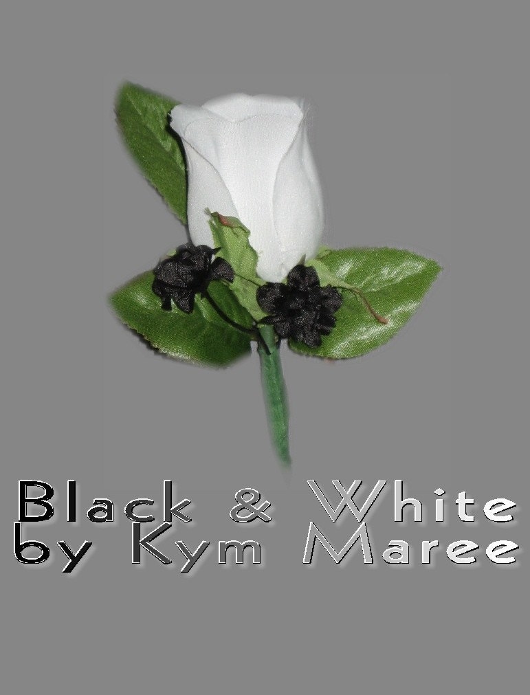 black and white calla lily bouquet