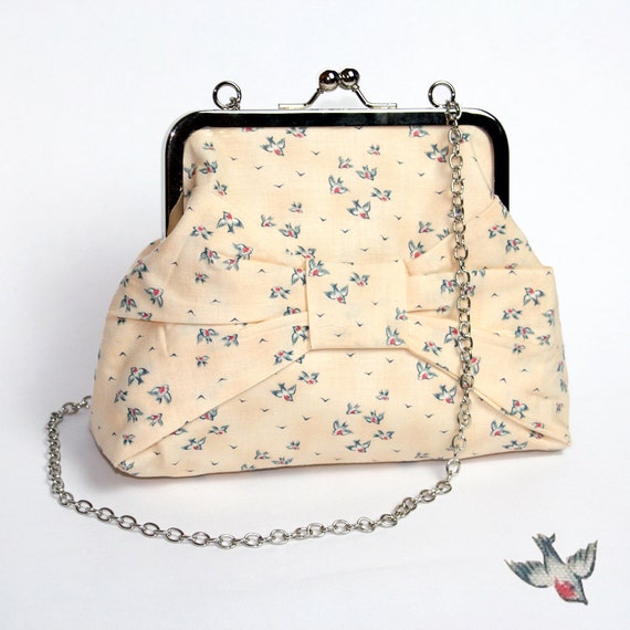 Handmade Sparrow Shoulder Bag by alicenightingale on Etsy