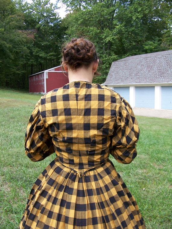 SALE Civil War Reenactment Outfit in Gold & Black Great for a