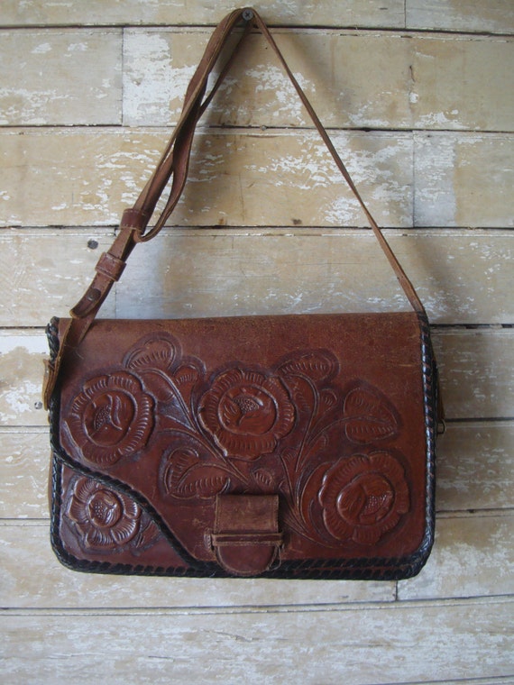 Vintage Hand Tooled leather Purse Brown