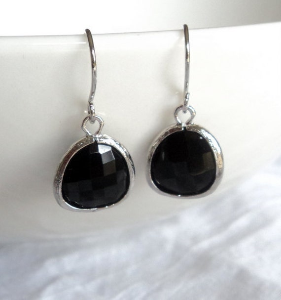 Black onyx glass and silver rhodium dangle earrings. French