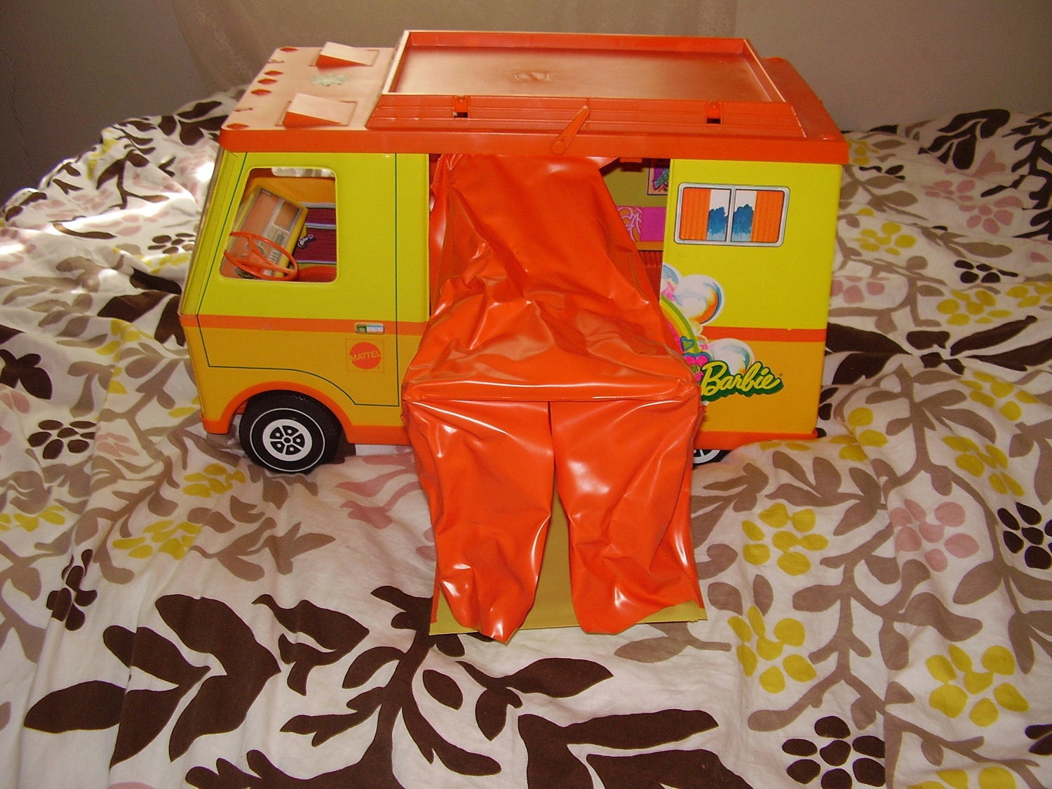 HIPPIE BARBIE CAMPER Van 1970s in excellent condition includes