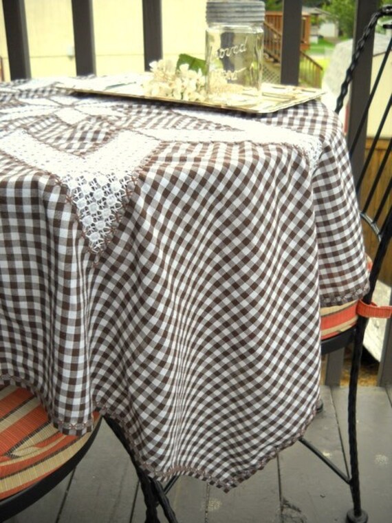 Charming Vintage Gingham Tablecloth Brown and White with