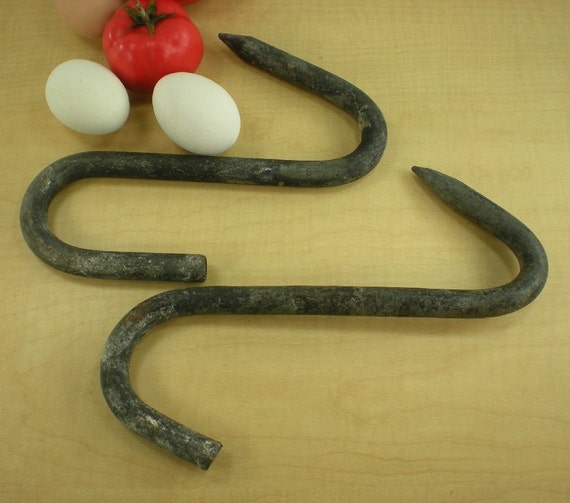 2 Vtg Meat Butcher Elk Deer Hog Hanging Hooks Iron 5/8