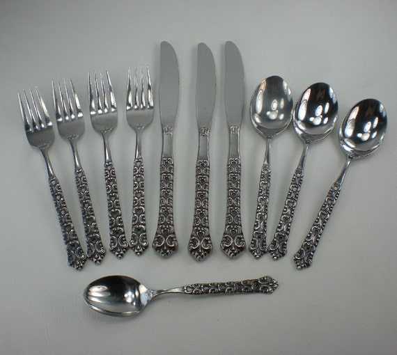 Oneida Northland Old Baroque Stainless Steel Flatware Mid