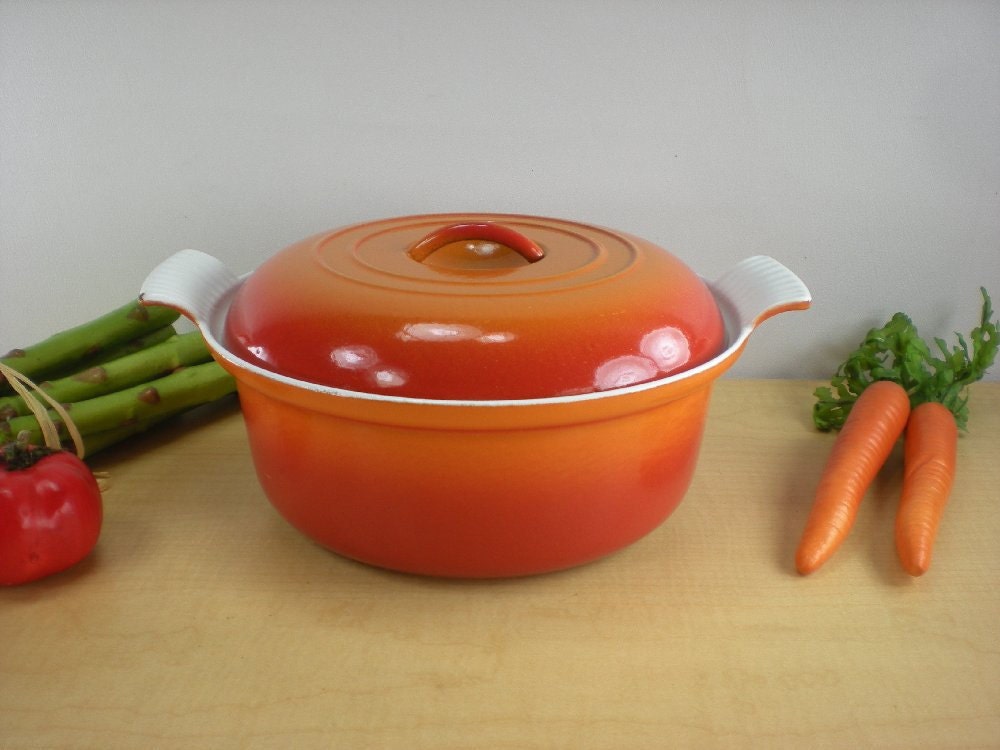 Descoware Belgium Flame Enamel Cast Iron Casserole Dutch Oven