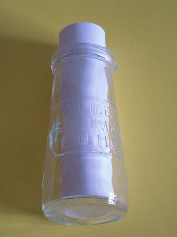 Vintage Glass Medical Urine Specimen Bottle Go Green 5067