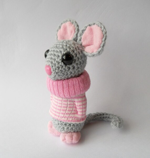 mouse Amigurumi crocheted animal plush animal pink