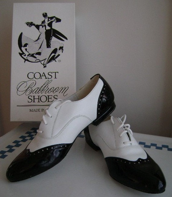 black and white wingtips for women
