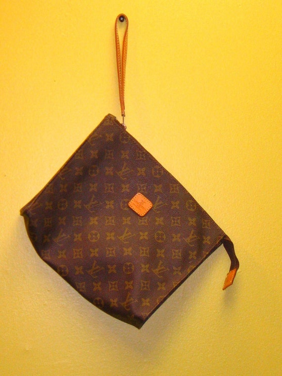 Authentic Vintage LOUIS VUITTON Purse Cosmetic bag by nattyvintage